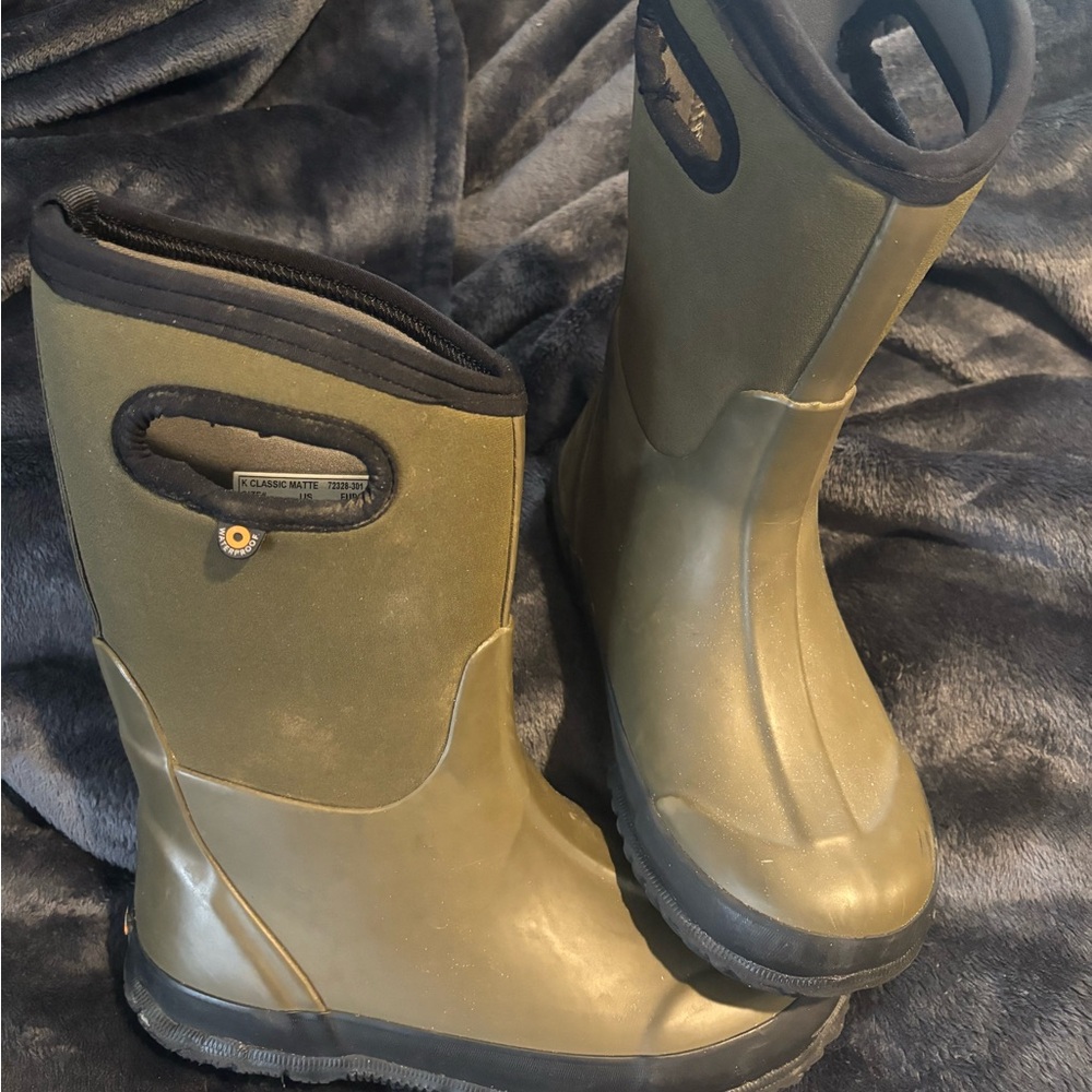 Youth 4 green winter bogs